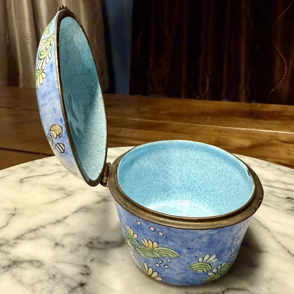 Hand Painted Enamel Metal Brass Fish Aquatic Trinket Box Hinged Lid Ocean Sea